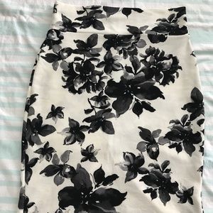 Super cute floral pencil skirt